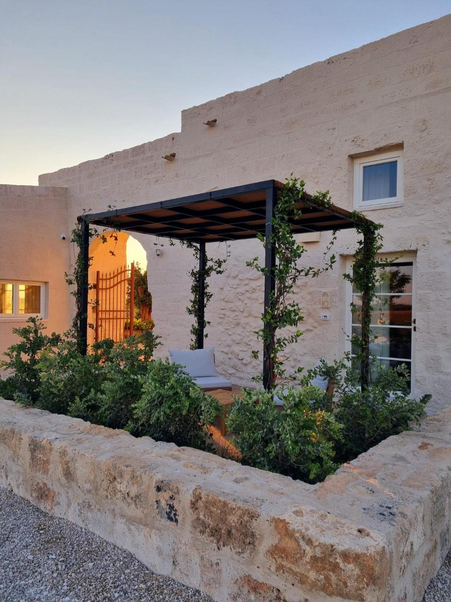 Masseria Vaccaro By Raro Villas - Self Check-In Brindisi Room photo